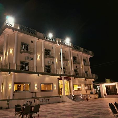 Mangalam Palace Seoni (Madhya) Exterior foto